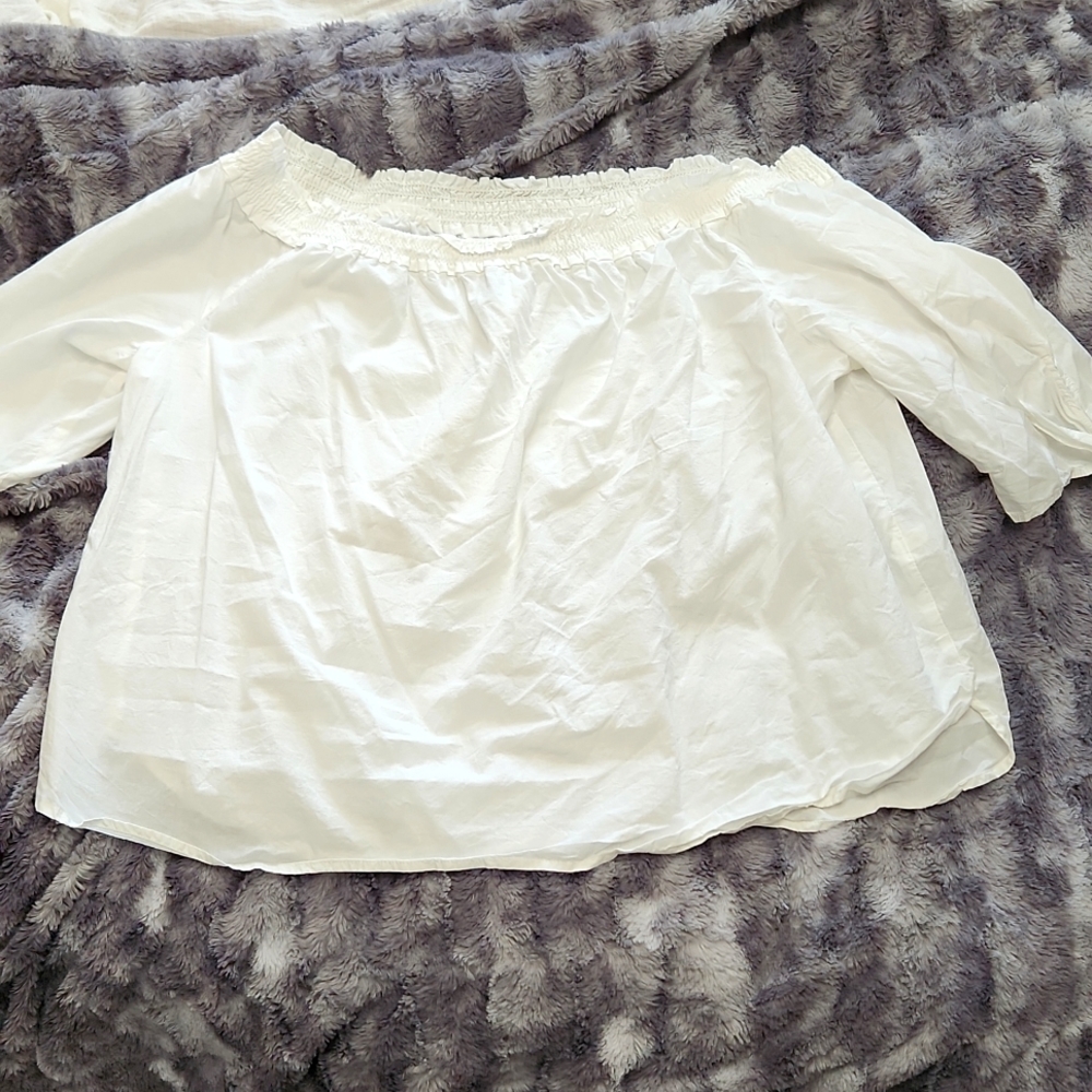 White flowy blouse
